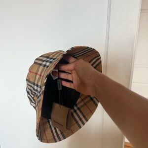 Burberry Vintage Unisex Beige and Black Check Bucket Hat